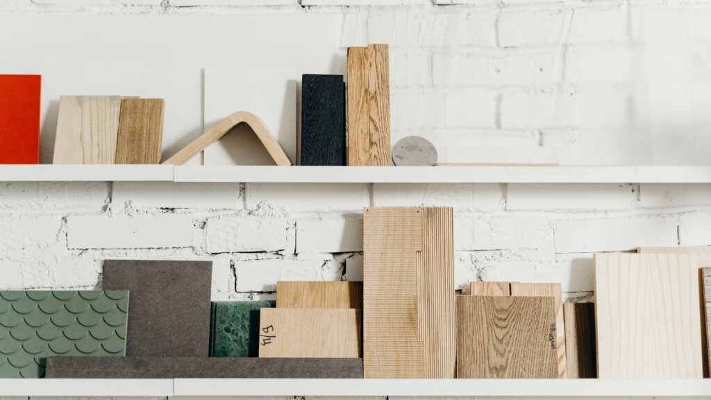 Melamine Faced MDF vs Melamine Faced Chipboard vs Solid Wood: What’s Best for Your Project?