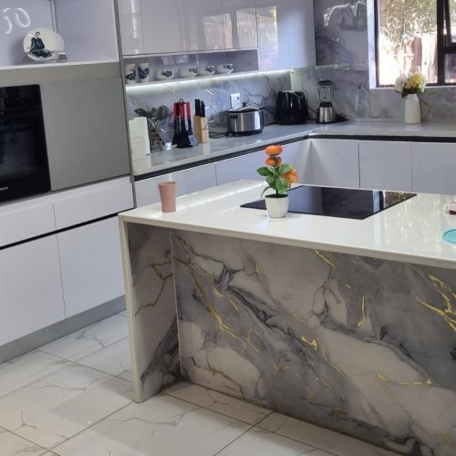 Custom kitchen cupboards made by local carpenter in Bloemfontein